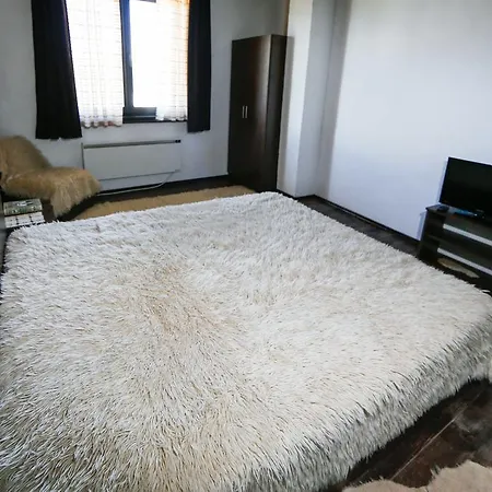 Casă la țară Three Houses Leşten