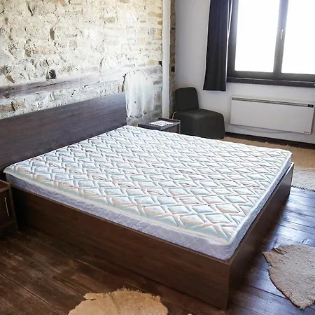 Casă la țară Three Houses Leşten